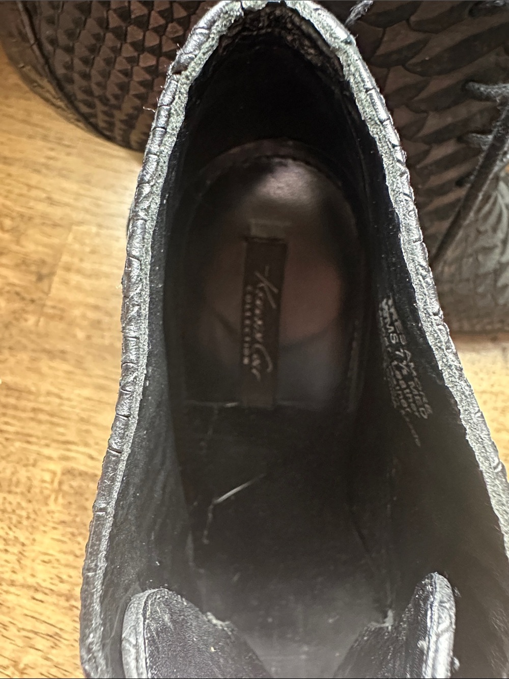 Kenneth Cole Black Scaled Lace-Up Pointed Ankle Boots - Picture 2 of 5